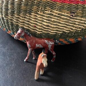 Vintage collectible miniature metal horses